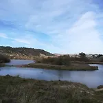 לינה וארוחת בוקר O Pescador נאזרה